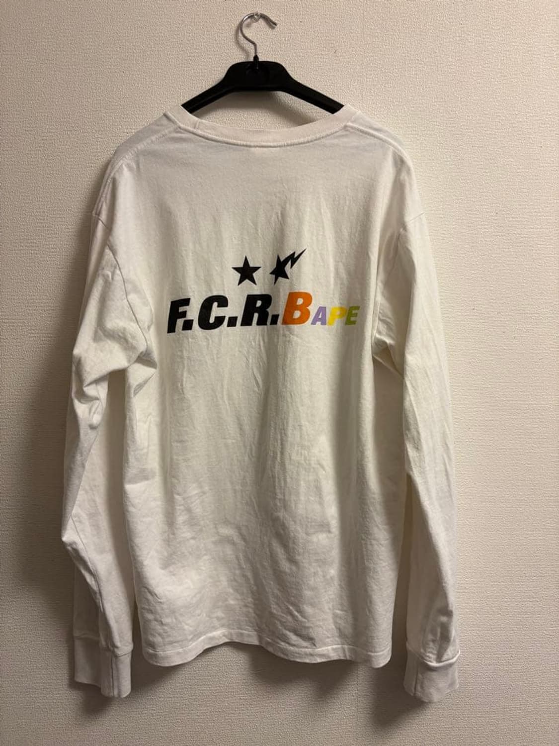 베이프 X F.C.R.B. 에이프 헤드 롱슬리브 티셔츠 화이트 상품이미지2