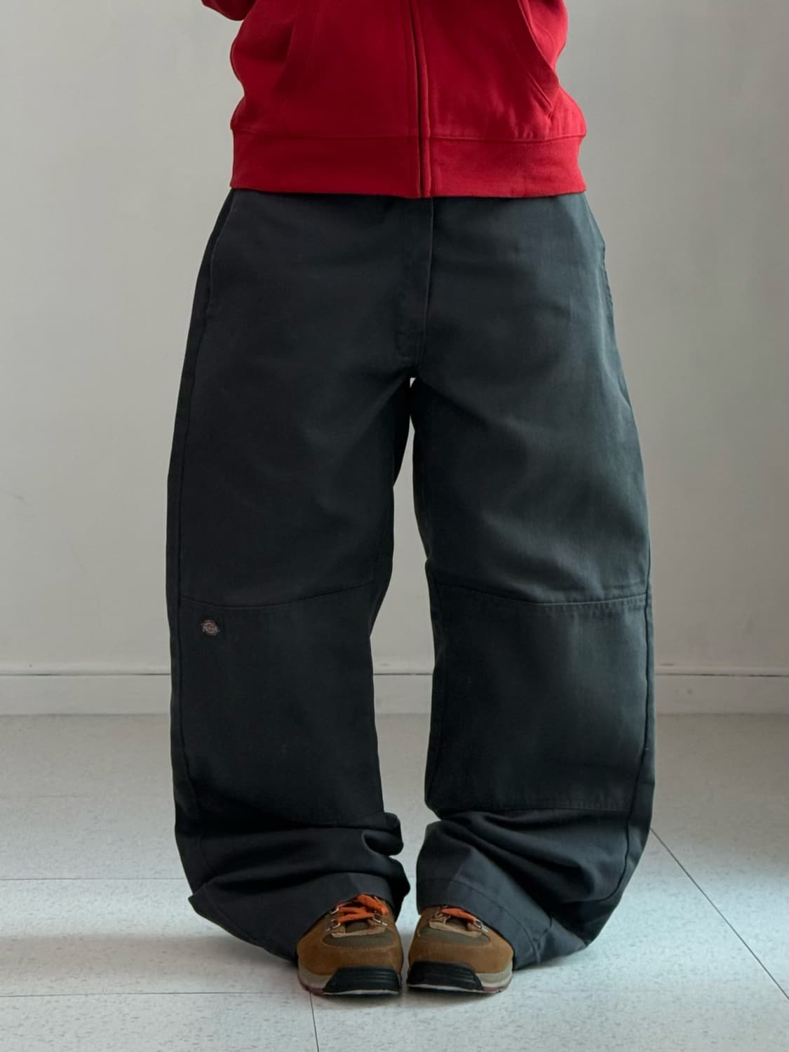 디키즈 차콜 루즈핏 팬츠 상품이미지1