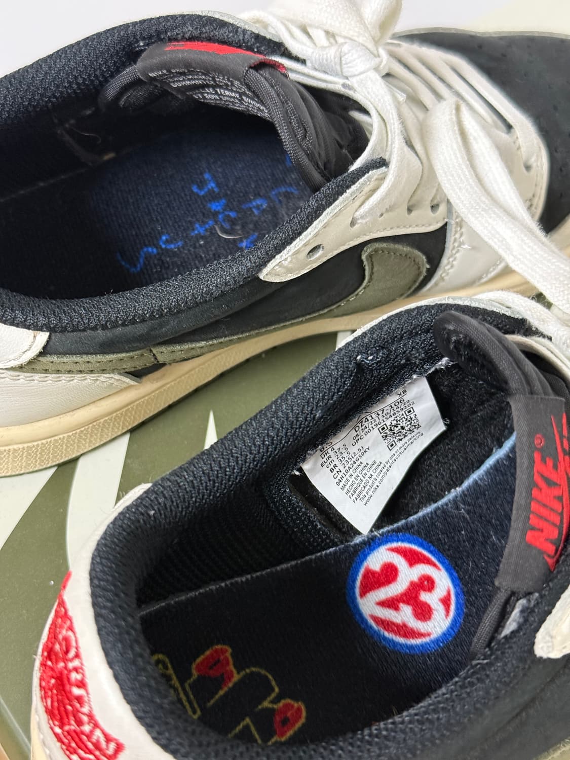 조던1x트래비스캇 레트로 로우 리버스 올리브 그린 235 상품이미지4