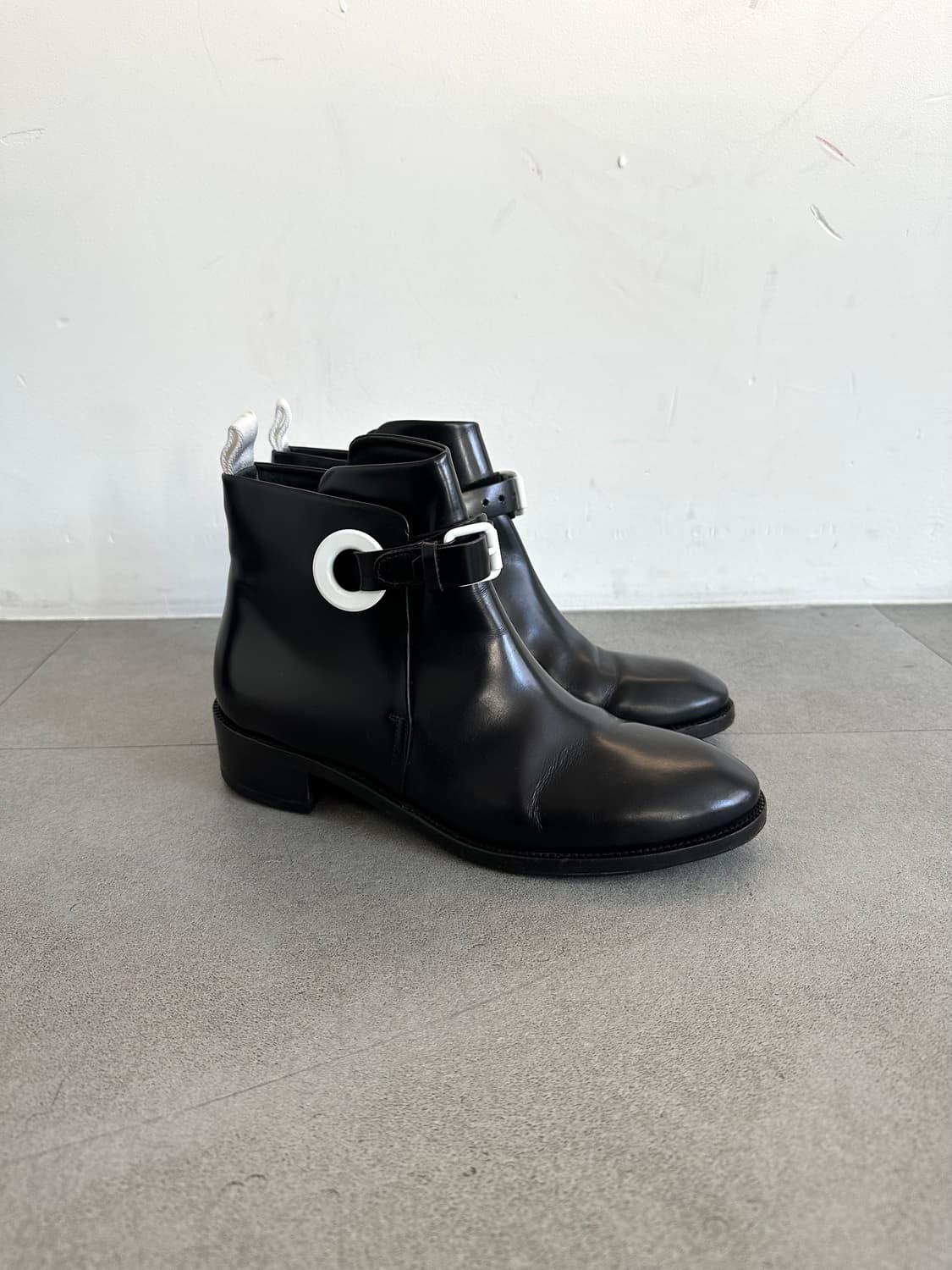 아크네 스튜디오 블랙 링 버클 부츠 상품이미지3