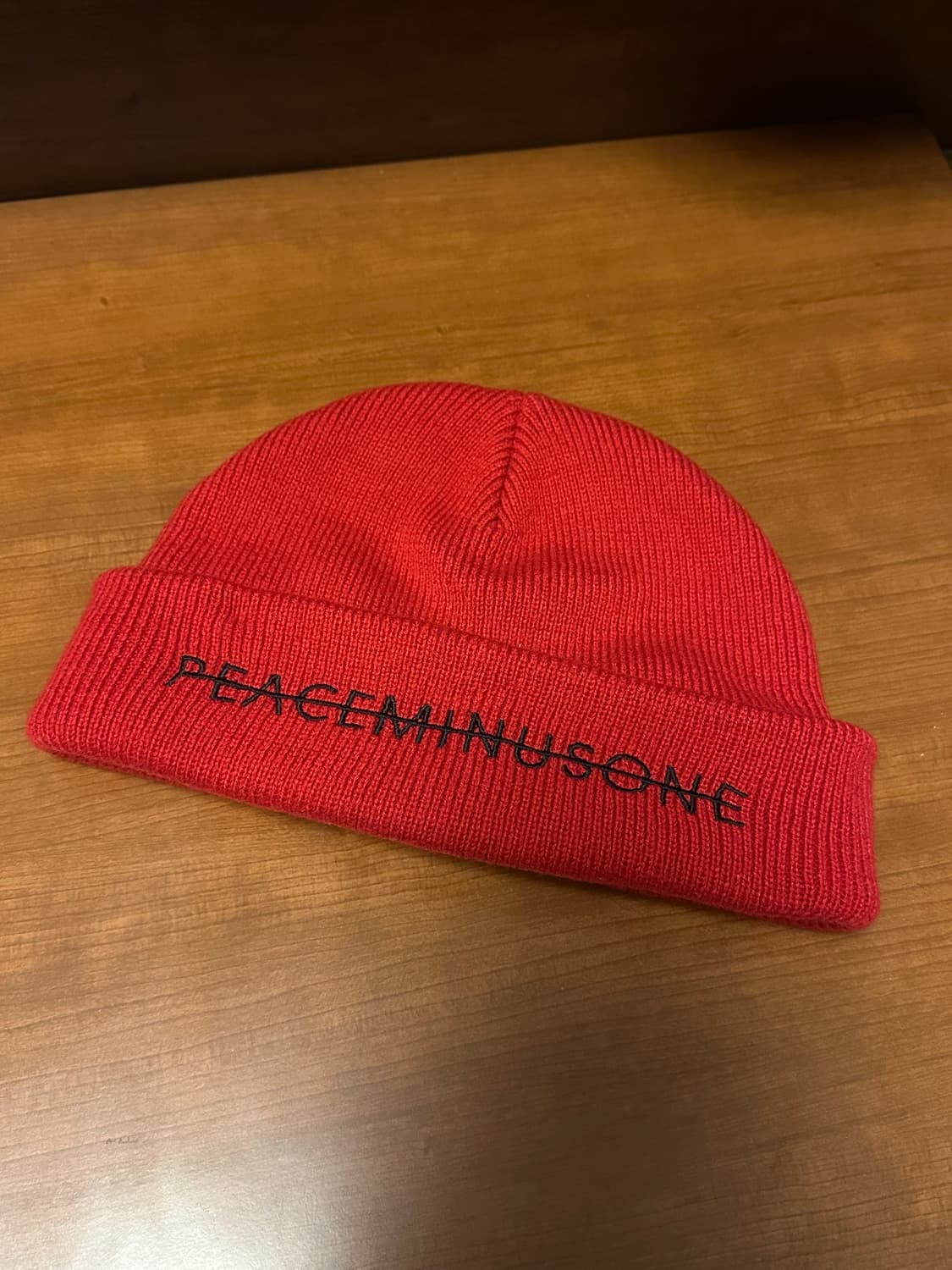 피스마이너스원 레드 비니 상품이미지2