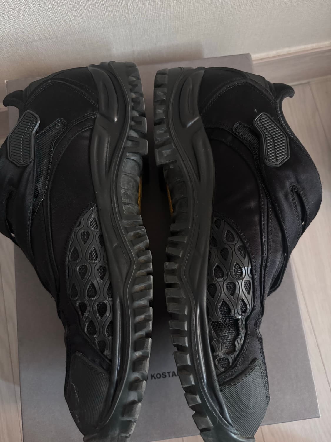 키코 코스타디노브 하크만 오일블랙42 상품이미지5