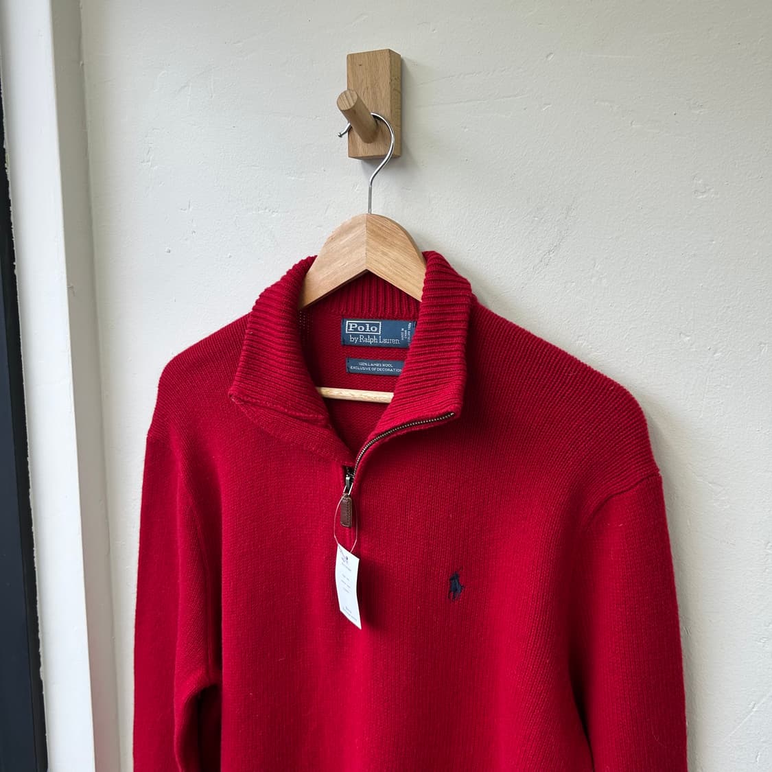 폴로 레드 반집업 상품이미지1