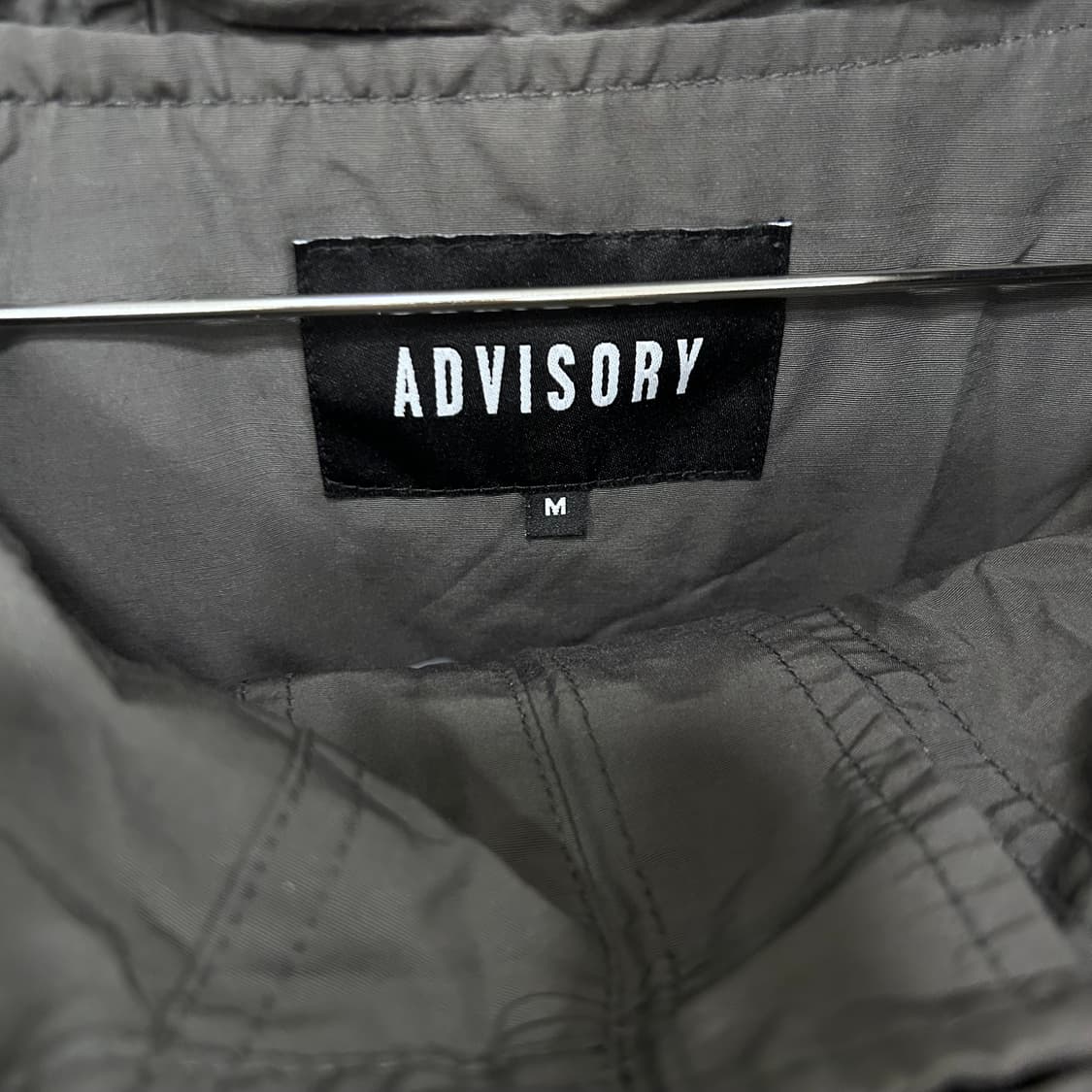 어드바이저리 배색 로고 나일론 후드 아노락 상품이미지3