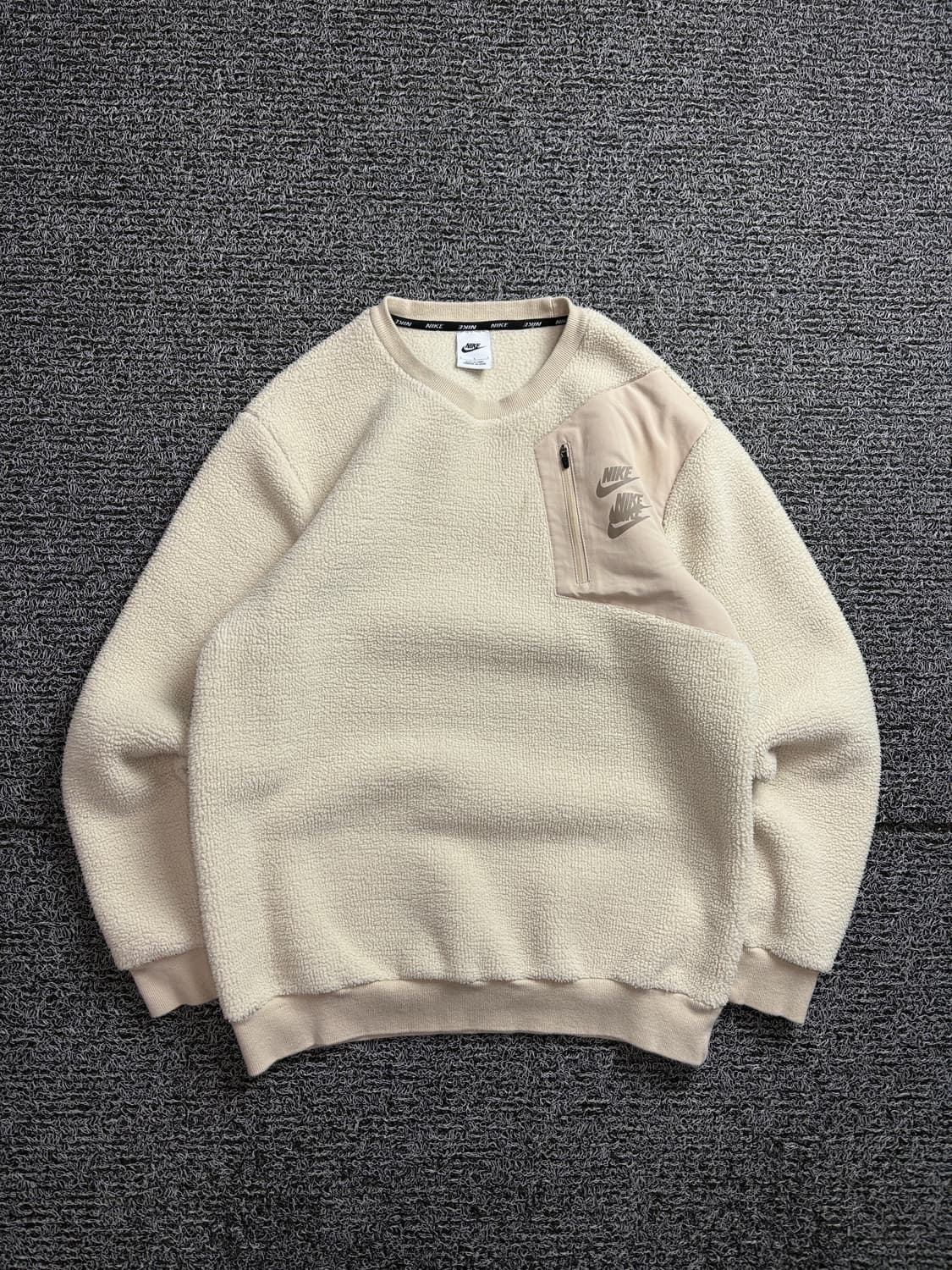 나이키 멀티로고 디테일 쉐르파 플리스 웜업 2269 상품이미지2