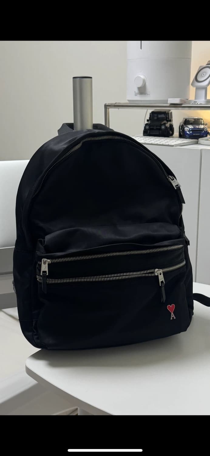 아미 ami 로고 블랙 백팩 상품이미지1