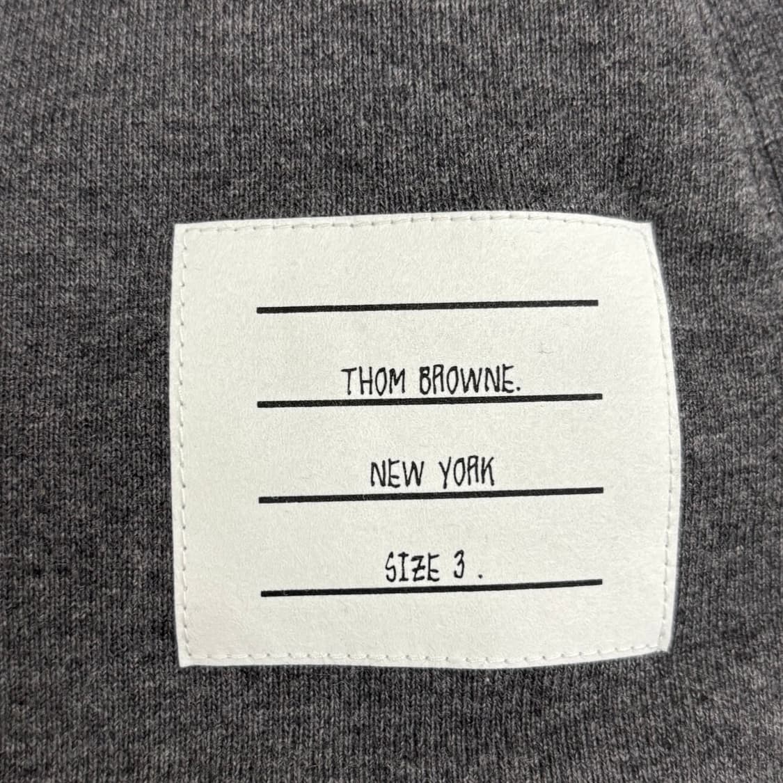 [3]톰브라운 사선완장 후드집업 상품이미지3