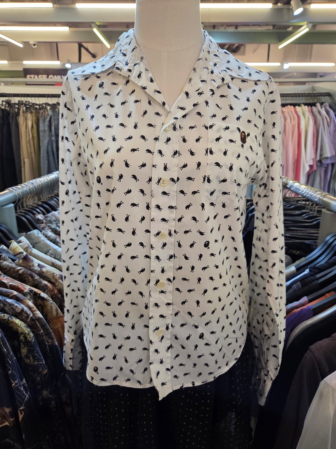 bape 베이프 화이트 패턴셔츠 상품이미지4