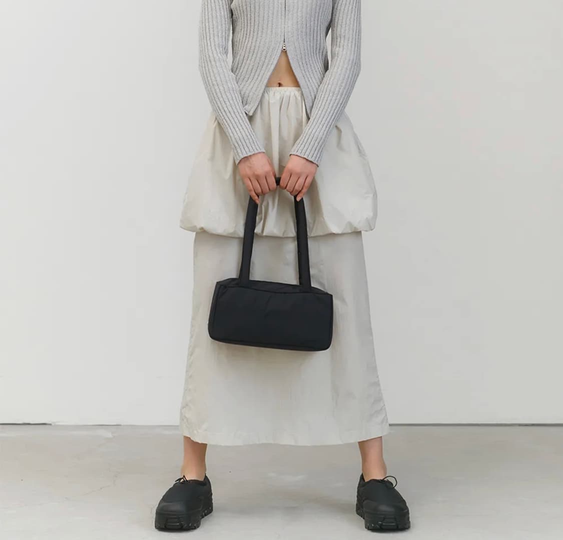 아모멘토 패딩 스퀘어 숄더백 상품이미지4