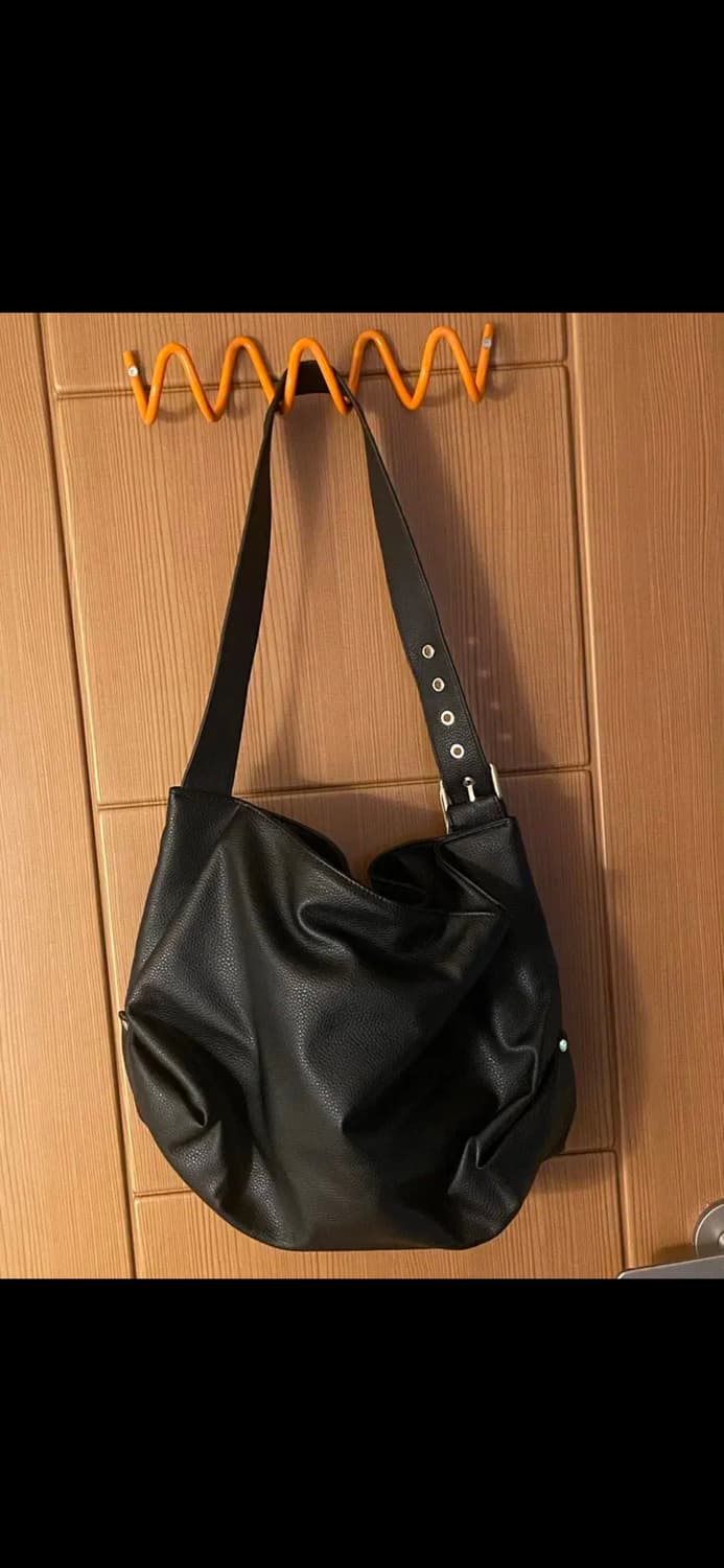 비비안웨스트우드 숄더 호보백 상품이미지4