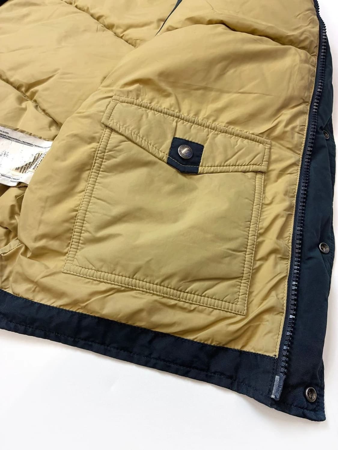 울리치 Woolrich 푸퍼 덕다운 패딩 조끼 PN4574 상품이미지4