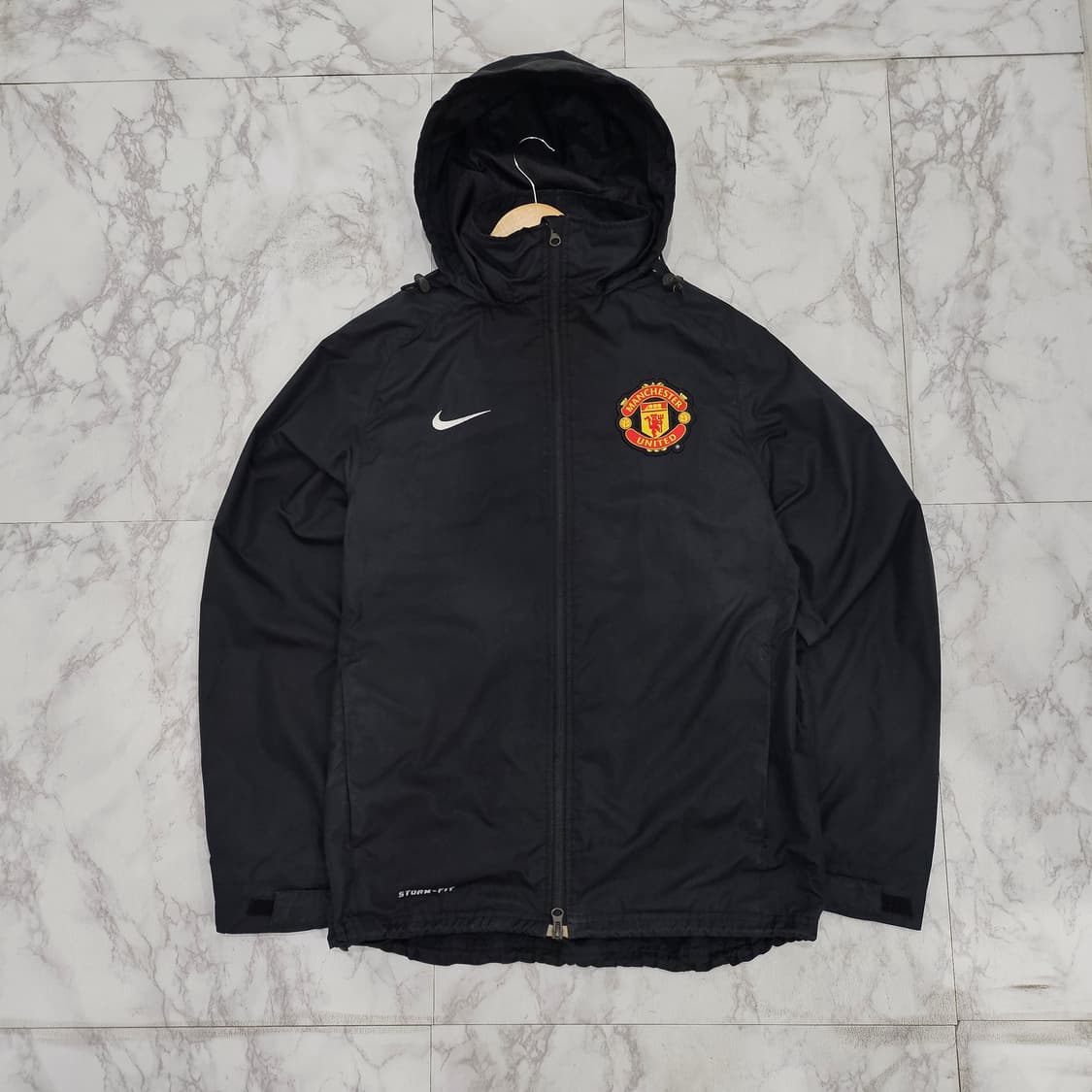 나이키 맨체스터 유나이티드 블랙바람막이 상품이미지2