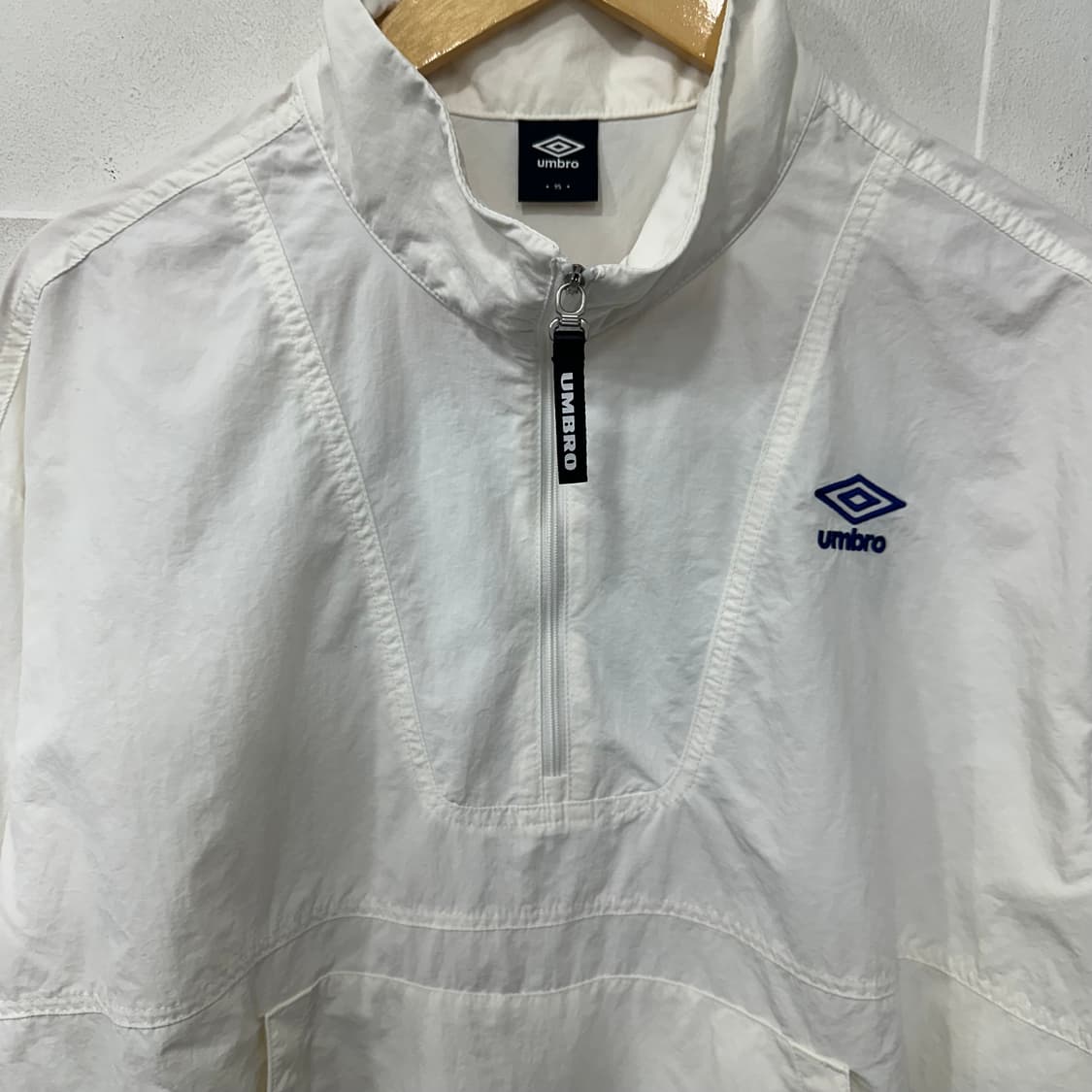 엄브로 반집업 바람막이 상품이미지2