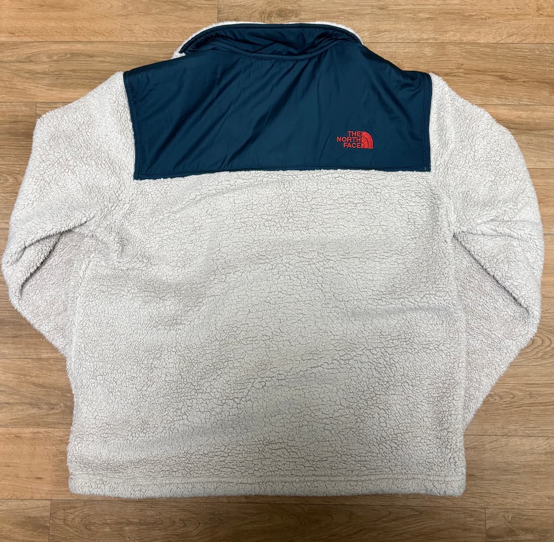 노스페이스 오트밀 컬러 플리스 풀오버 상품이미지3