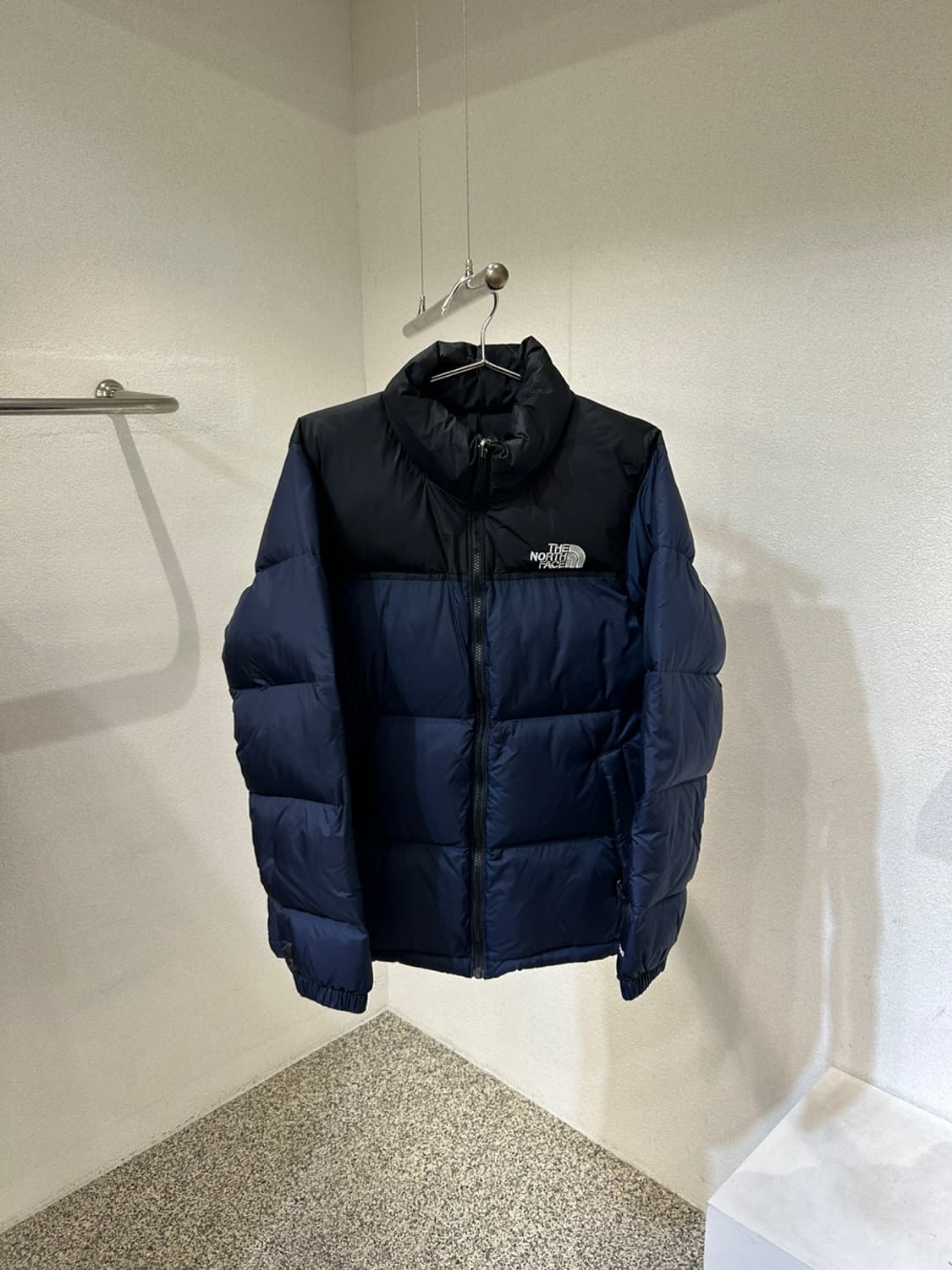 노스페이스 700 눕시 패딩 상품이미지1