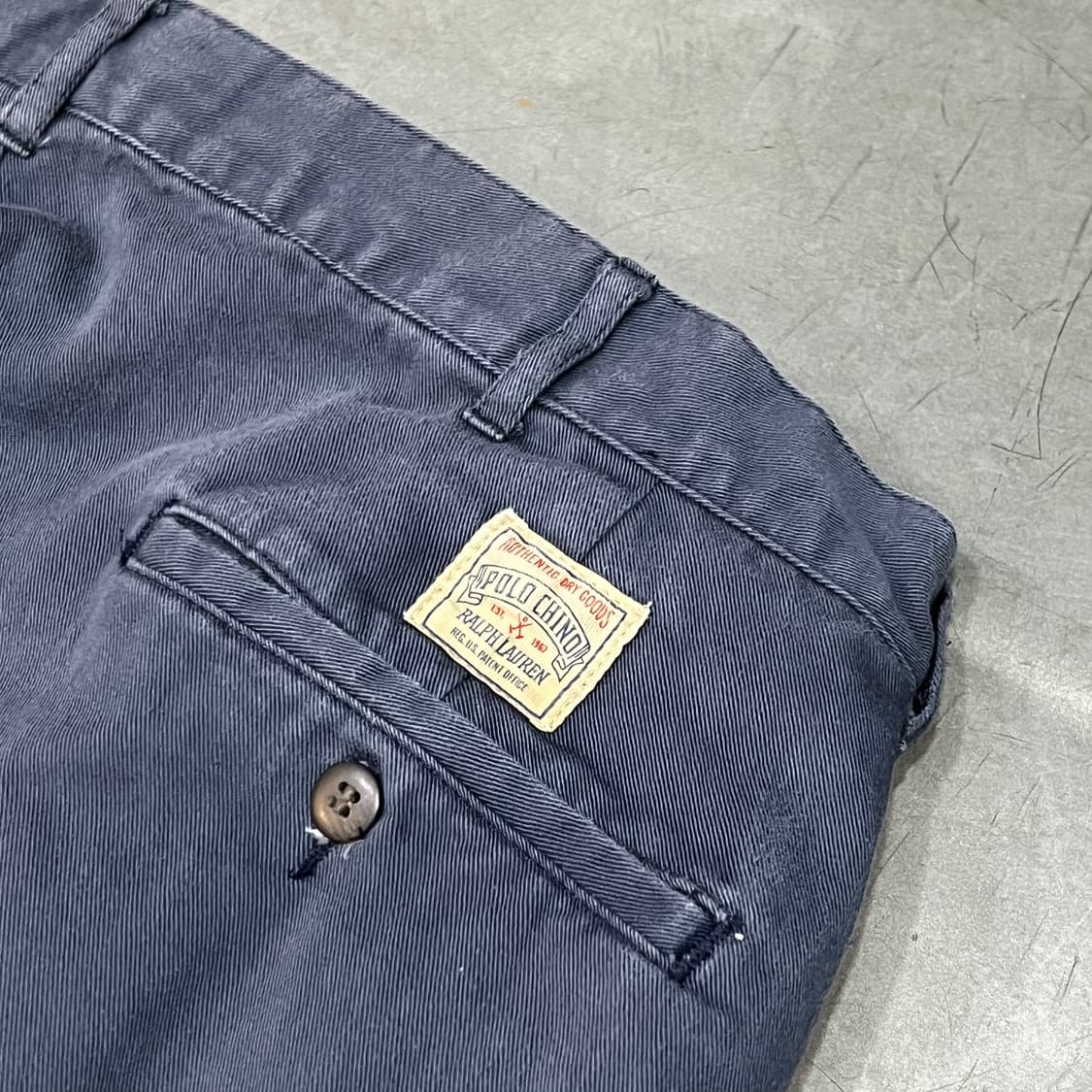  폴로랄프로렌 네이비 투턱 치노팬츠 y15495 상품이미지5