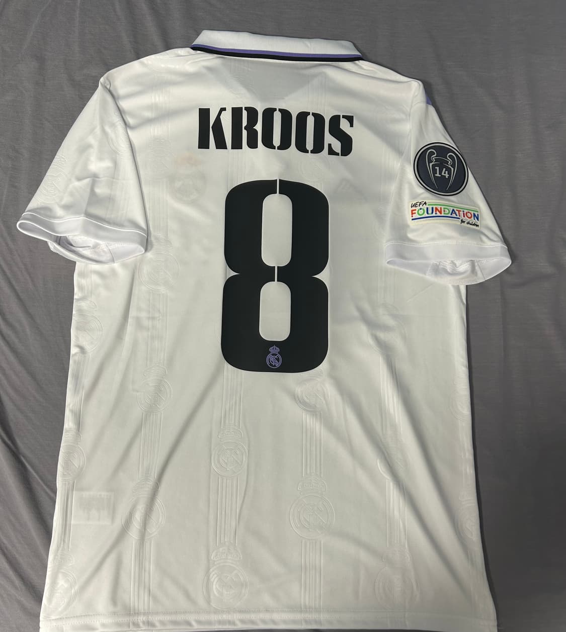 22/23 레알 마드리드 홈 유니폼  상품이미지2