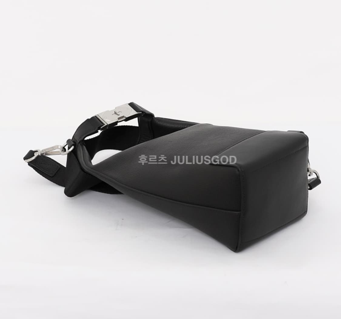 [정품/새제품] MULBERRY 멀버리 로고 버클 크로스백 가방 페니백 상품이미지5