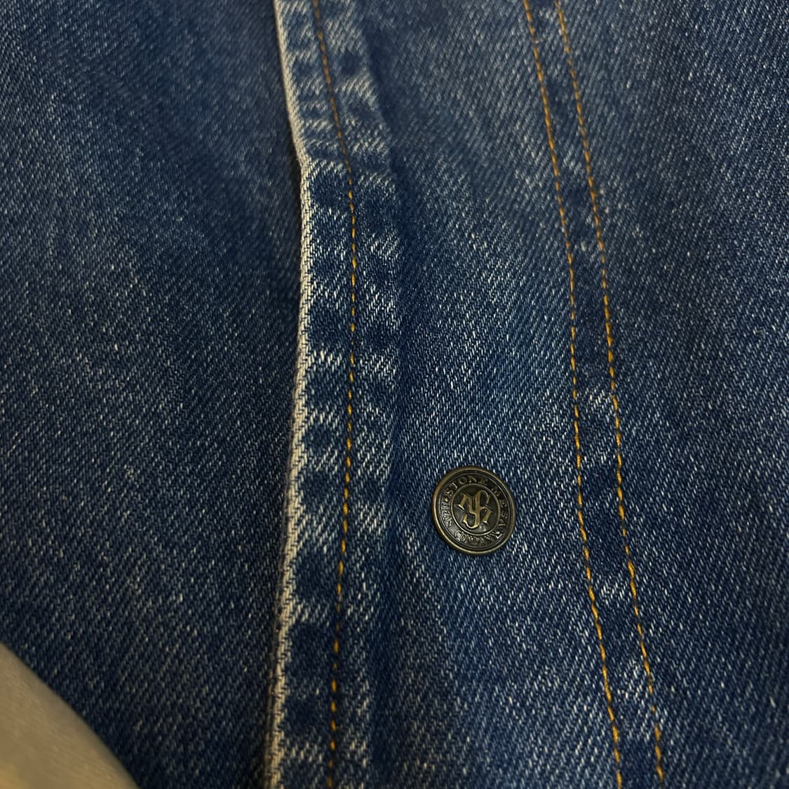 90s Hard Rock Newyork 하드락카페 뉴욕 데님 바시티자켓 상품이미지6