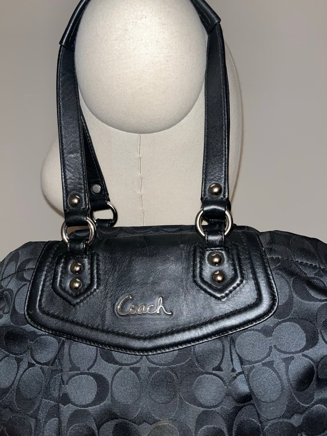 🎉BLACK FRIDAY🎉 Old Coach black bag 상품이미지5