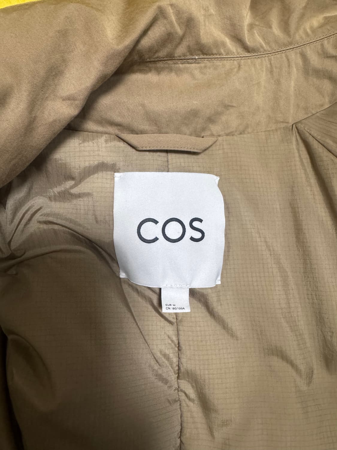 코스 패디드 벨티드 퍼넬넥 코트 상품이미지4