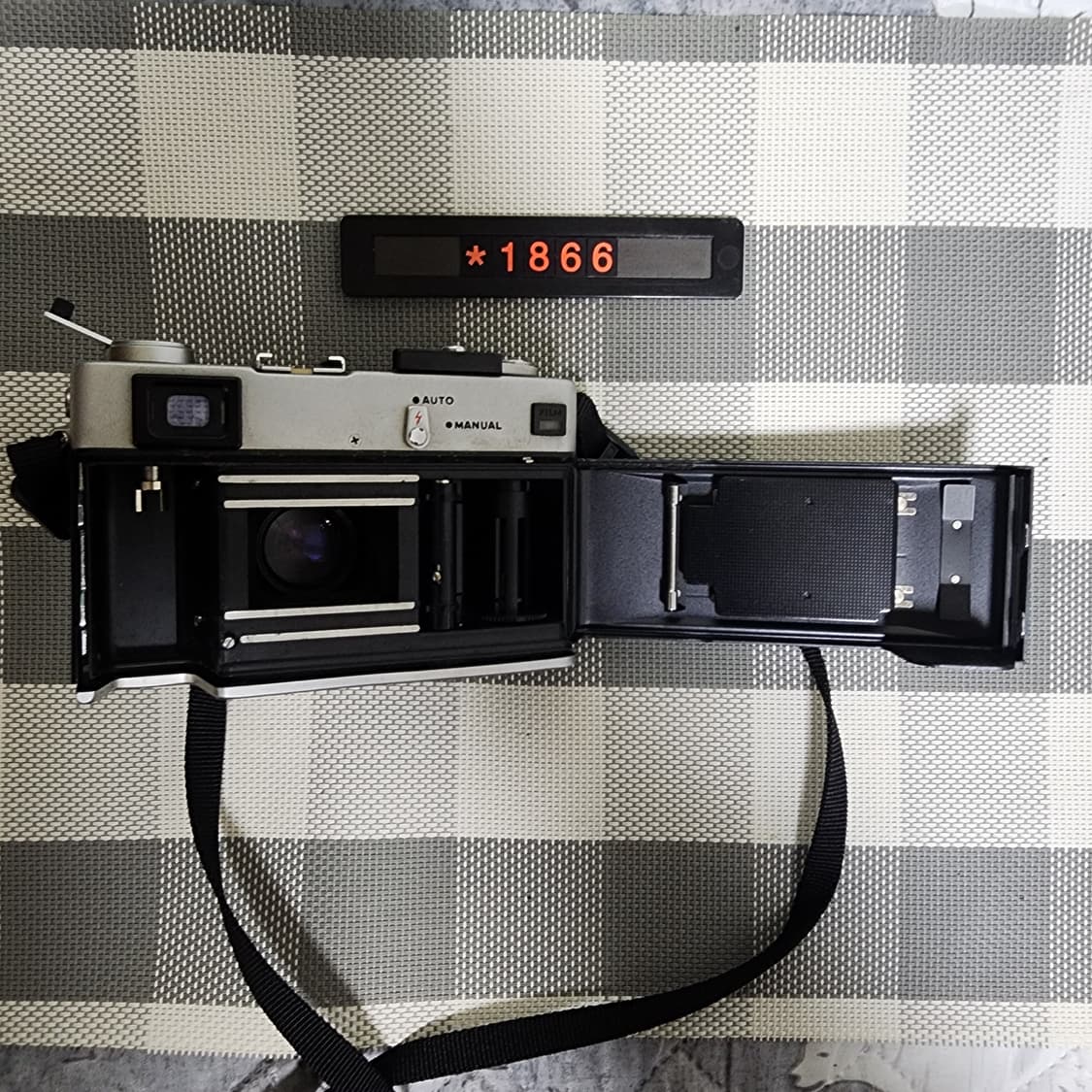 미놀타 하이매틱 E 실버바디 필름카메라 상품이미지5