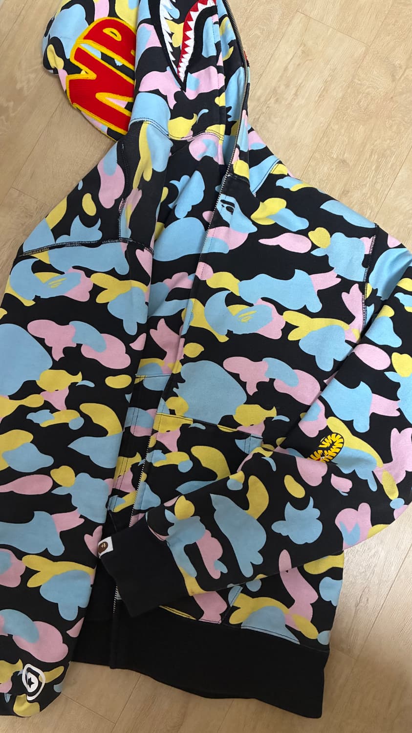 베이프 뉴멀티 카모 샤크 후드집업 캔디 베이프 상품이미지1