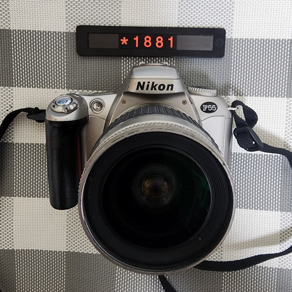니콘 F 55 필름카메라 28-80미리 줌렌즈 상품이미지1