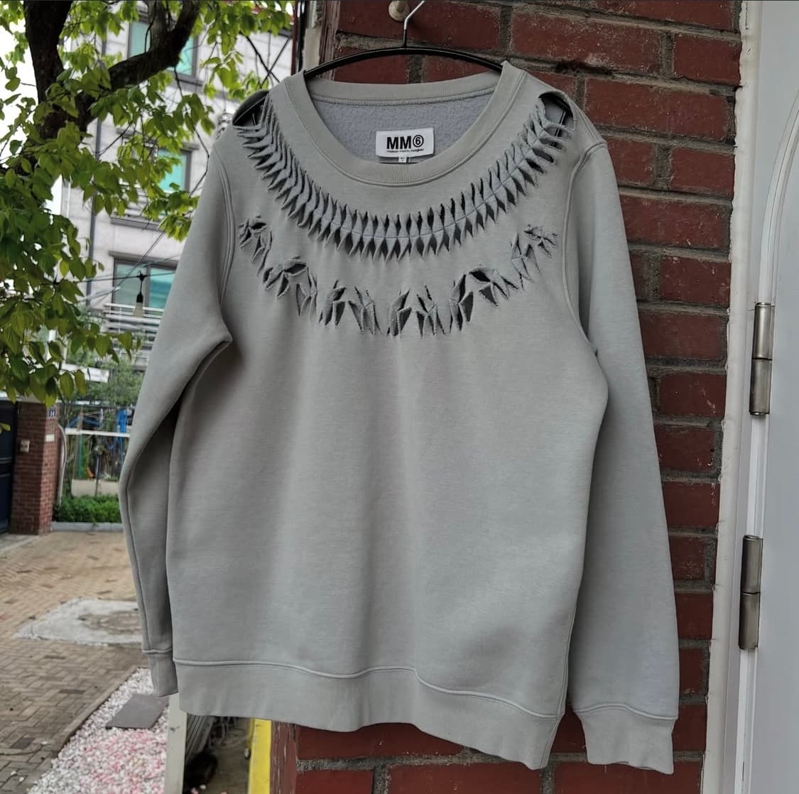 메종 마르지엘라 컷아웃(절개) 스웻셔츠 상품이미지1