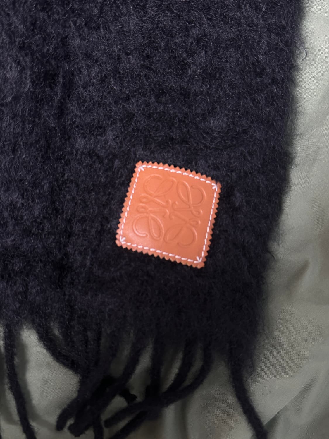 로에베 모헤어 울 머플러 상품이미지3