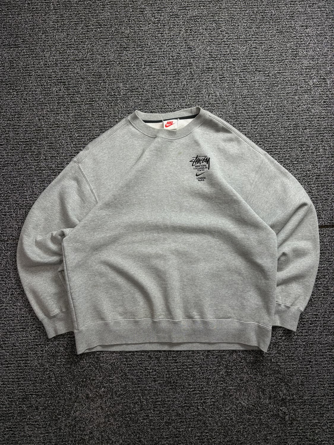 나이키 스투시 NRG 크루넥 그레이 맨투맨 2394 상품이미지2