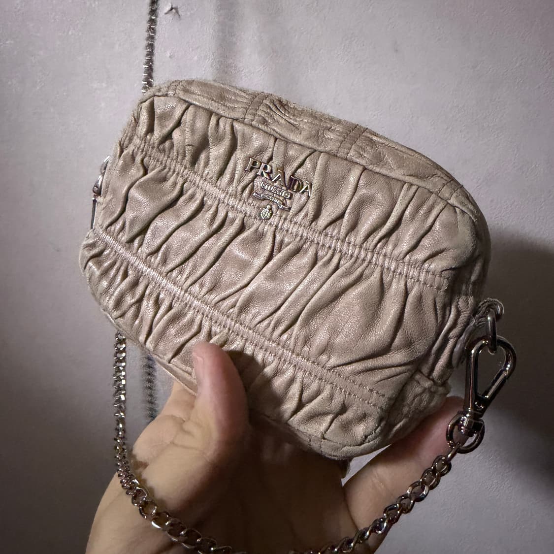 프라다 나파가죽 미니 크로스백 상품이미지7