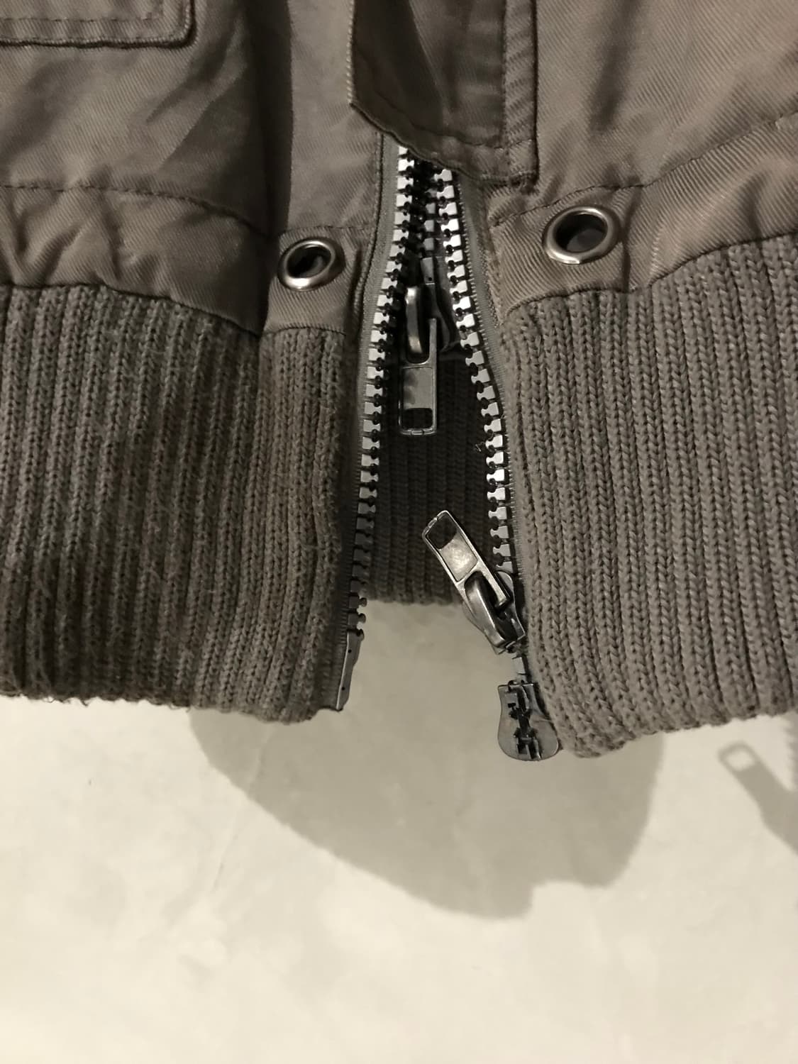 Lein bold buckle slim fit coated jumper 상품이미지8