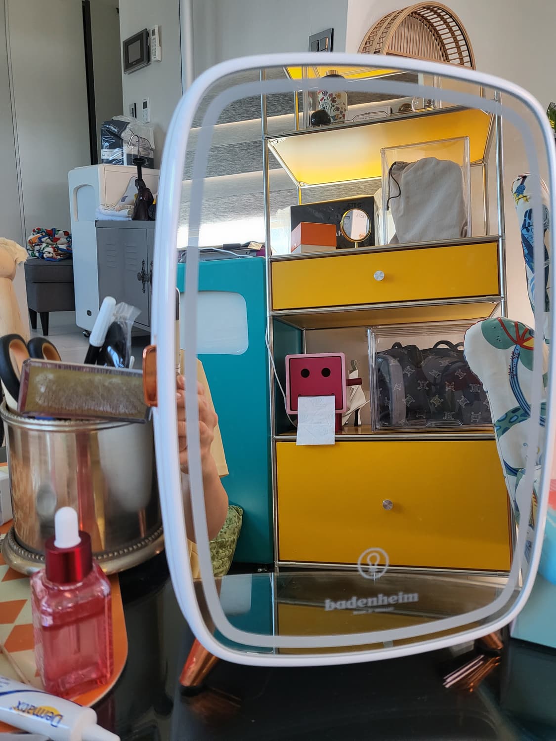 바덴하임 이동식 led거울겸 화장품 냉장고 상품이미지2