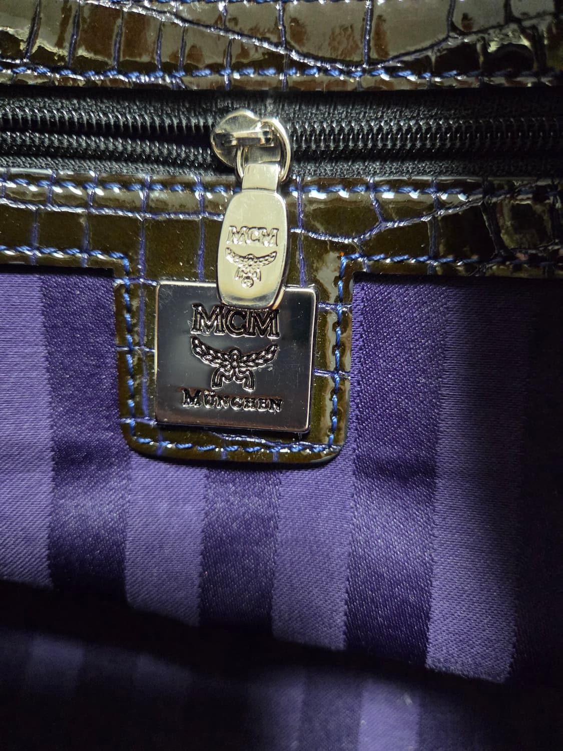 MCM 나일론 페이턴트 토트백 상품이미지9