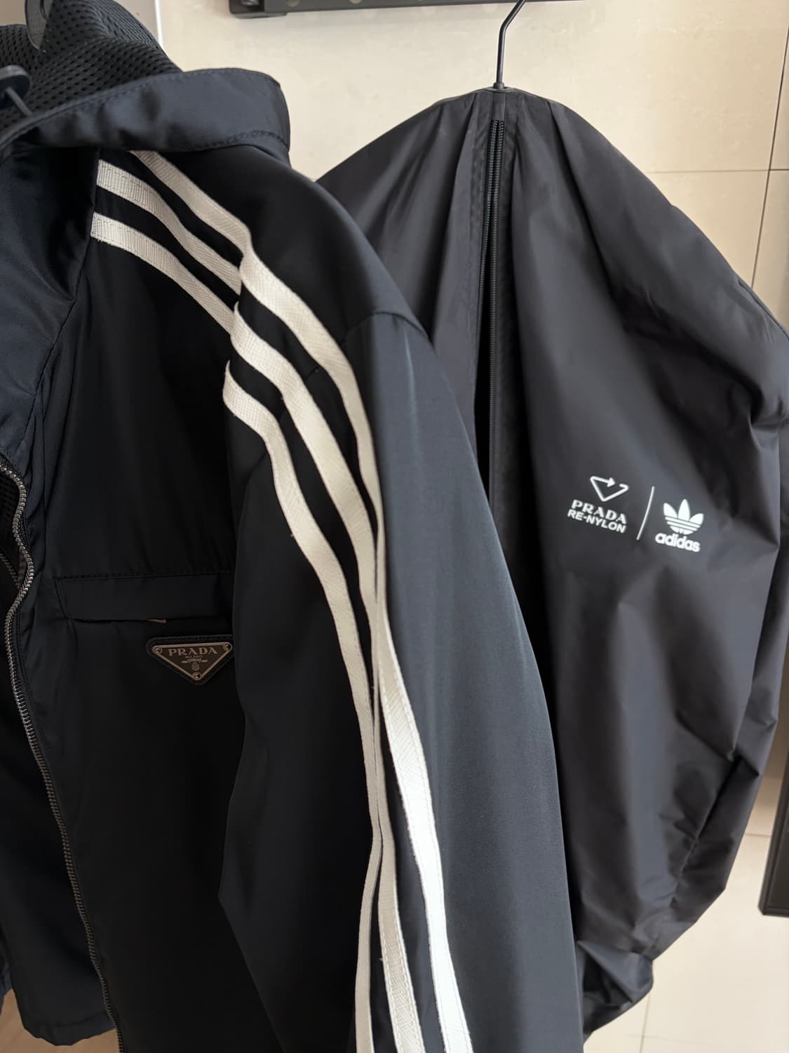프라다x아디다스 리나일론 adidas for Prada Re-Nylon 상품이미지2
