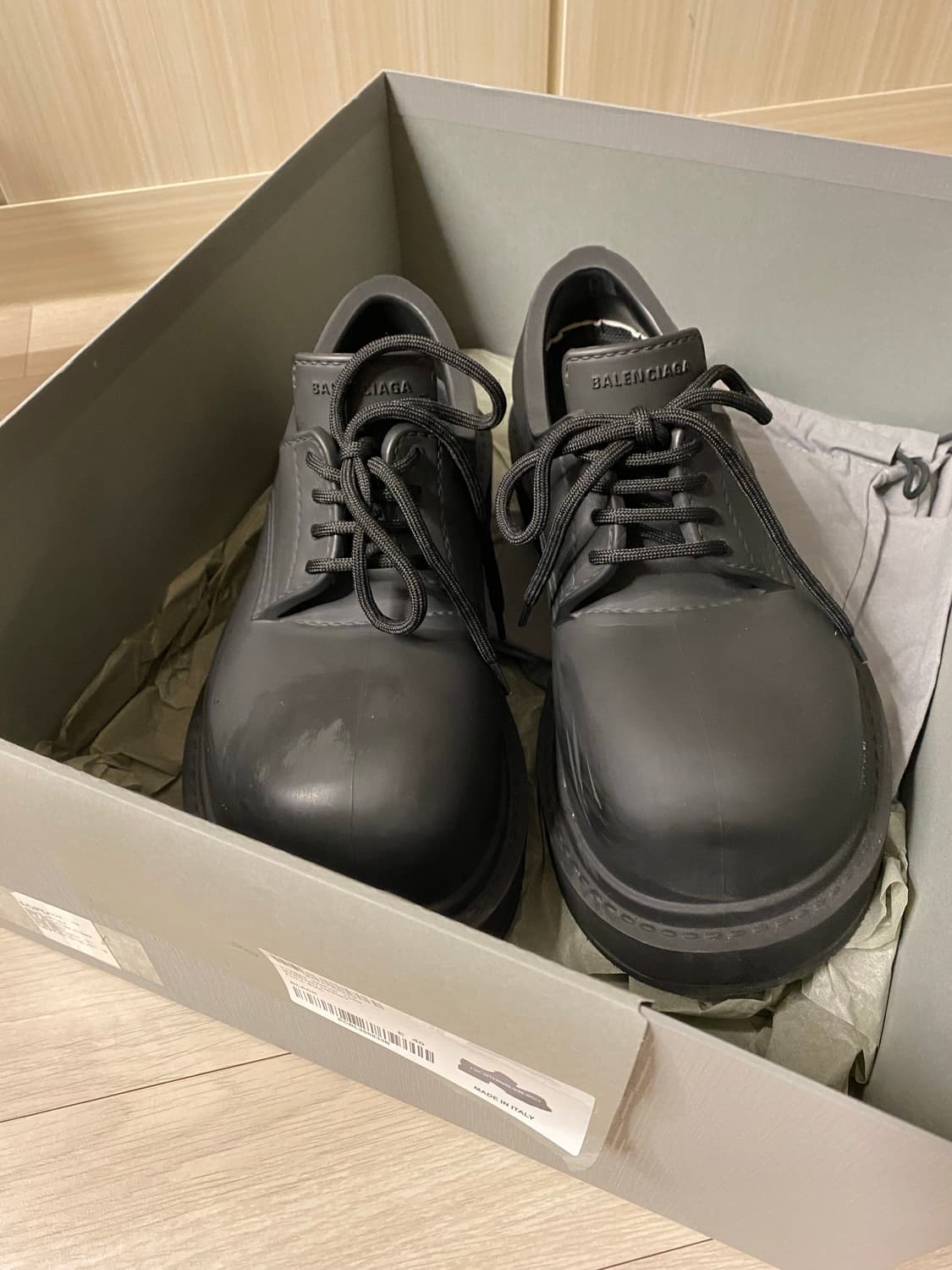 발렌시아가 스테로이드 더비 40 상품이미지1