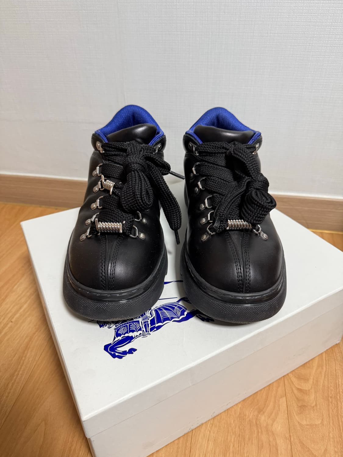 버버리 레더 트렉부츠 43 상품이미지3