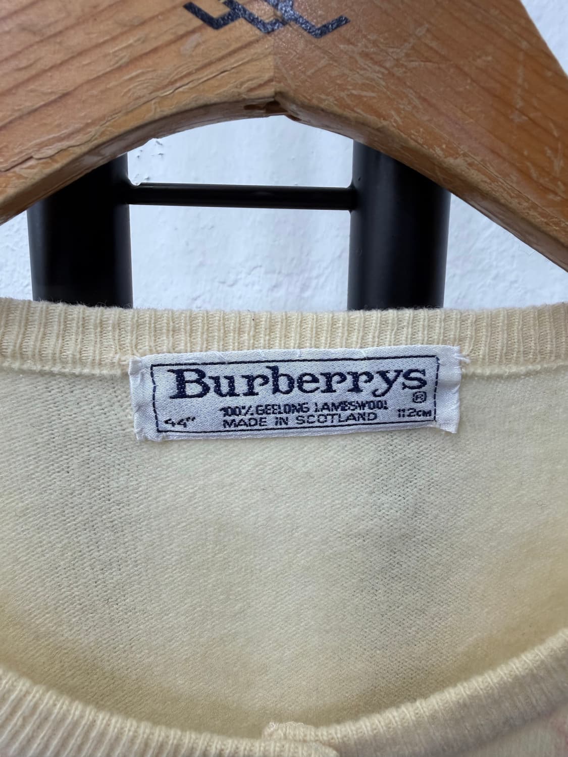 정품) 버버리 아가일 금장버튼 가디건 44 상품이미지7