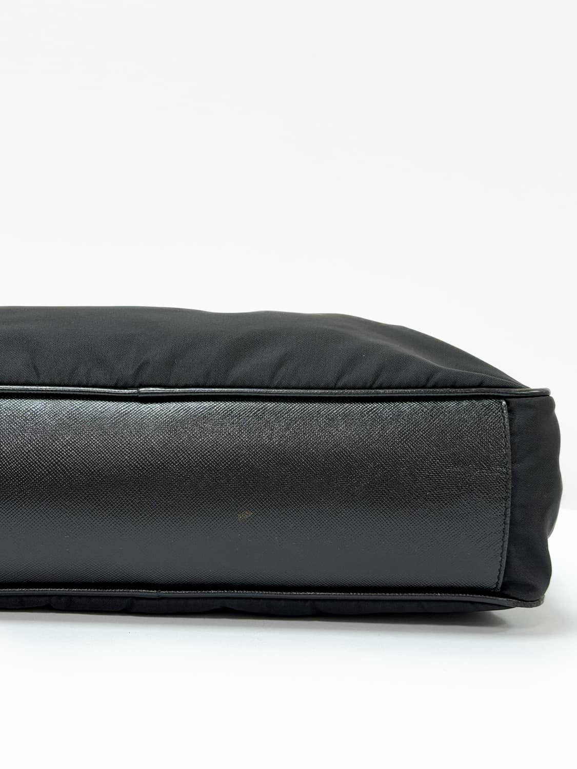 프라다 테수토 나일론 스퀘어 숄더백 상품이미지6