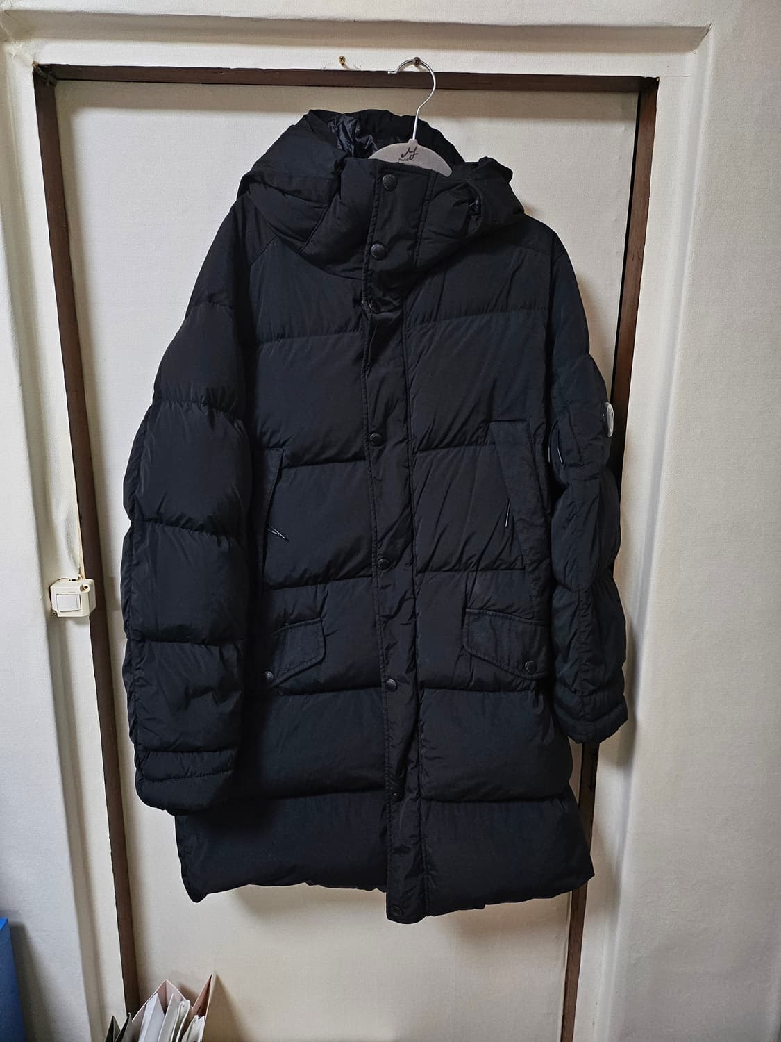 CP컴퍼니 23fw 롱패딩 블랙 상품이미지1