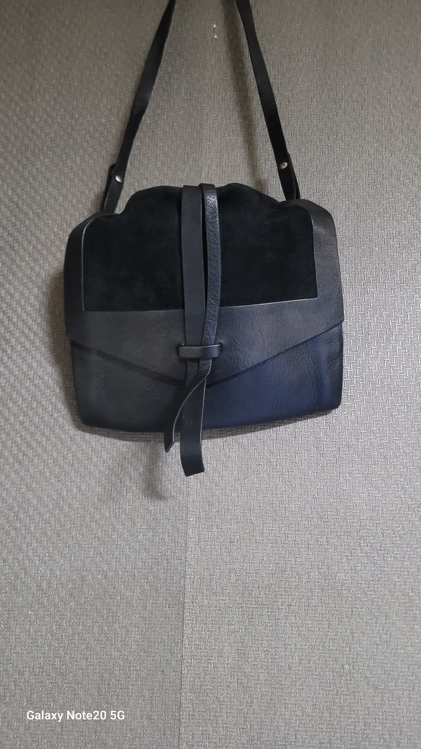 이자벨마랑 크로스백 상품이미지1