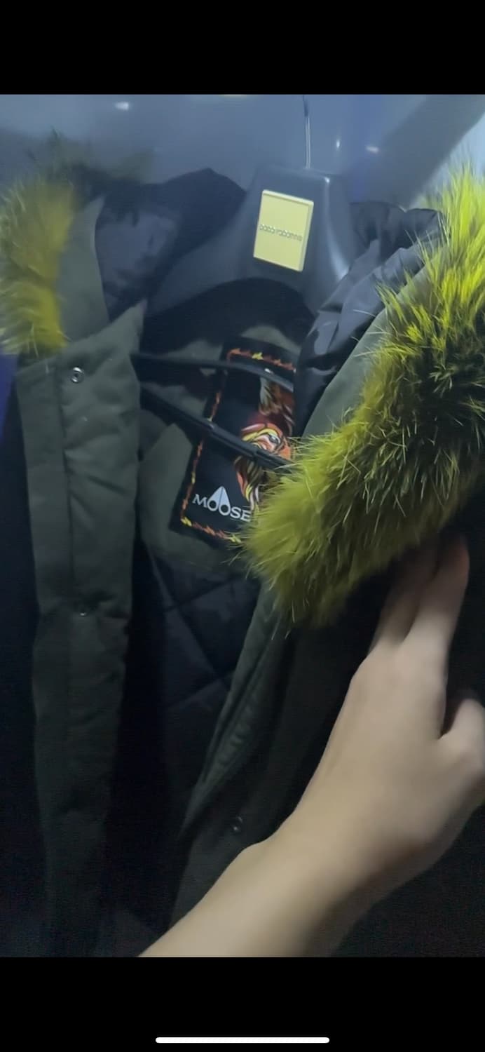 무스너클 스텔라 캔버스 파카 올리브 그린 여우모피 상품이미지2