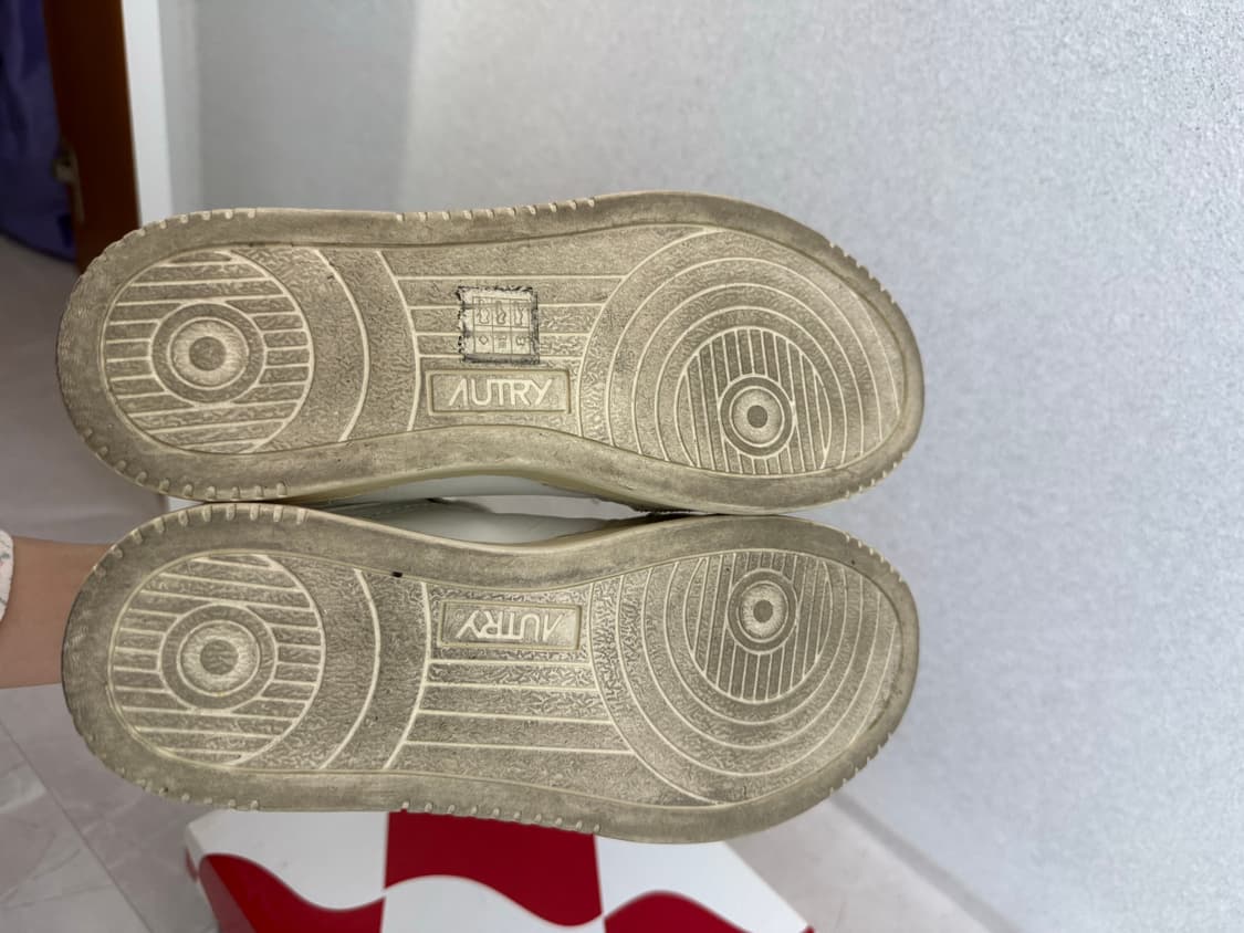 정품 오트리 Autry Medallist 운동화 35사이즈 상품이미지3