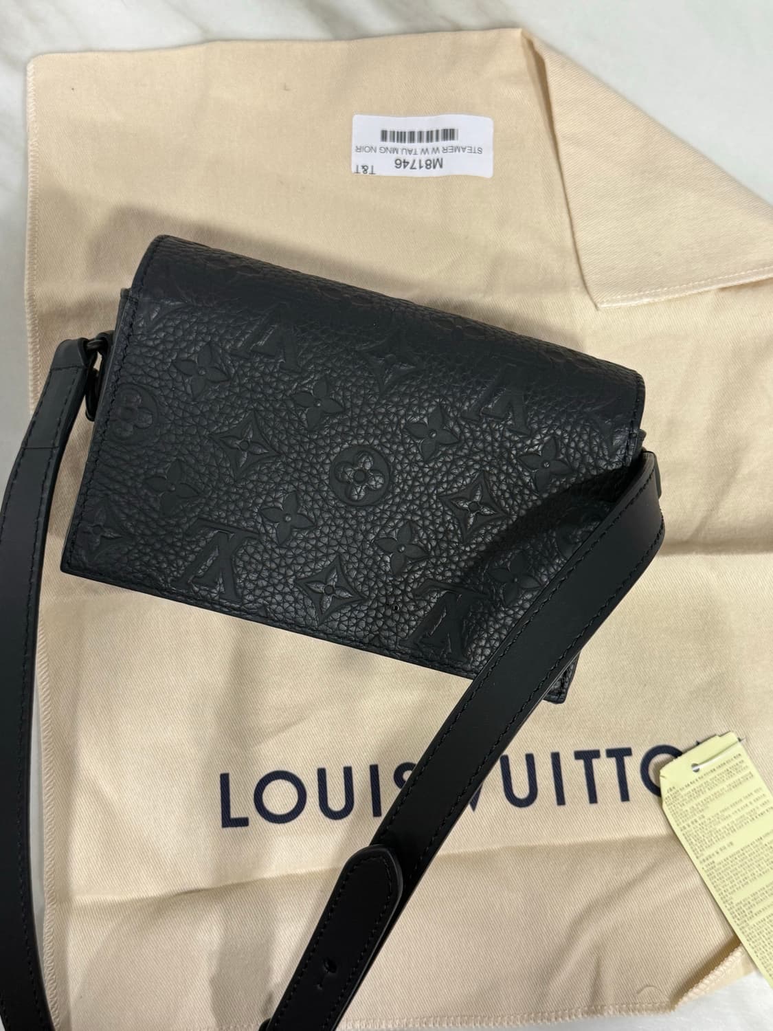 루이비통 스티머 웨어러블 월릿 상품이미지3