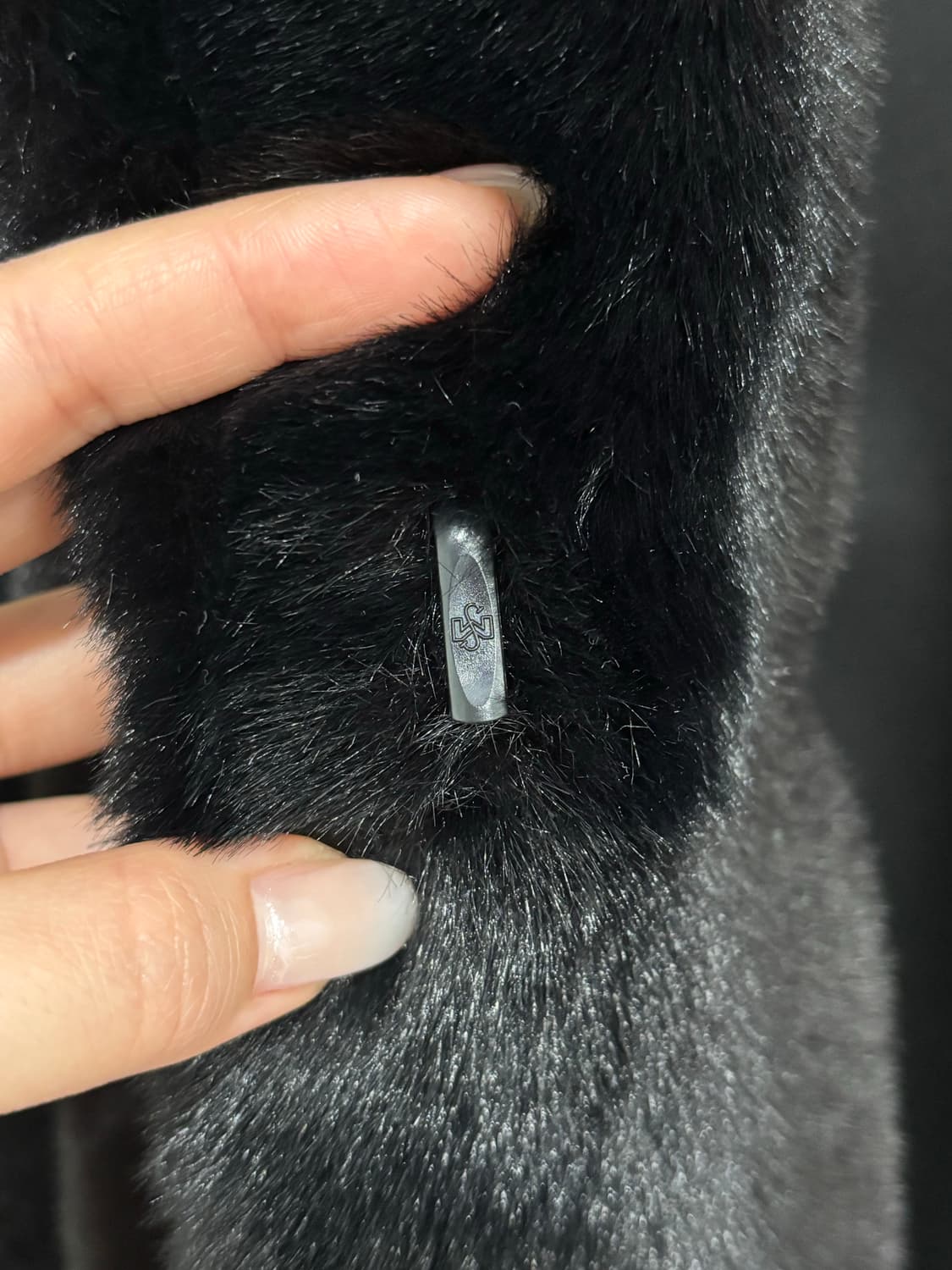 FACE NONE 페이스넌 블랙 퍼 코트 (급처) 상품이미지6