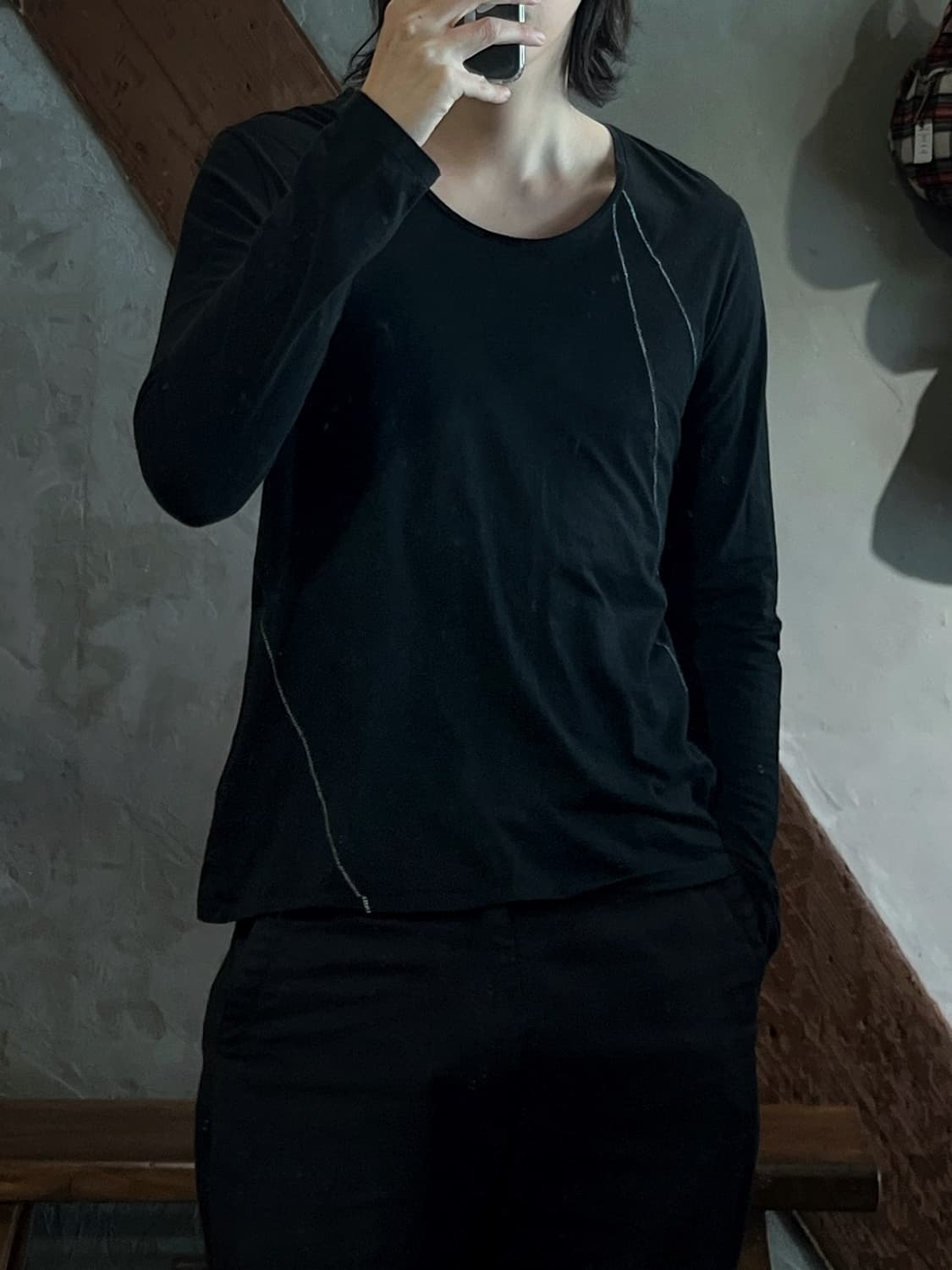 블랙바렛 스카스티치 롱슬리브 티셔츠 상품이미지2