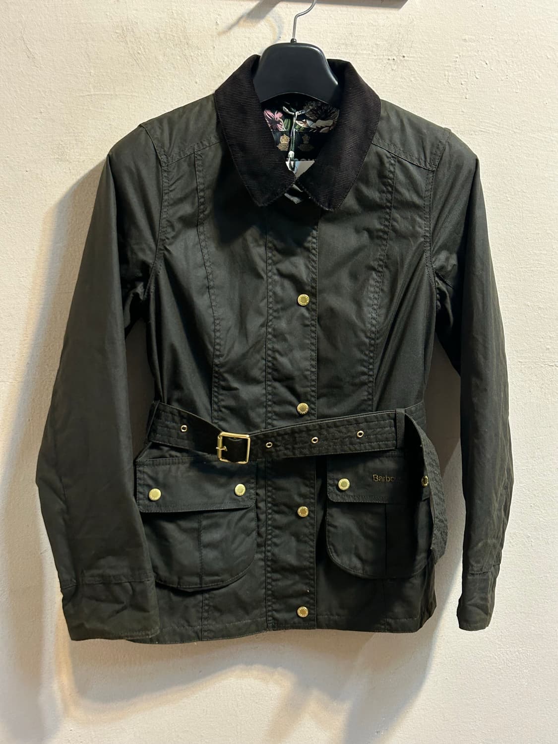 (deadstock) 바버 벨티드 왁스 자켓 상품이미지4