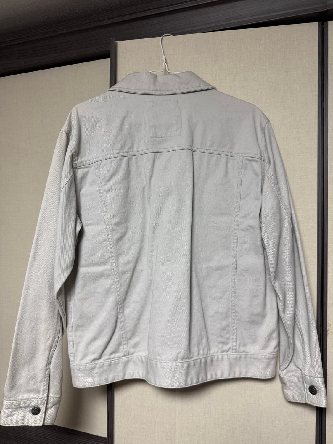탑텐 트러커 데님 자켓 그레이 95사이즈 상품이미지3