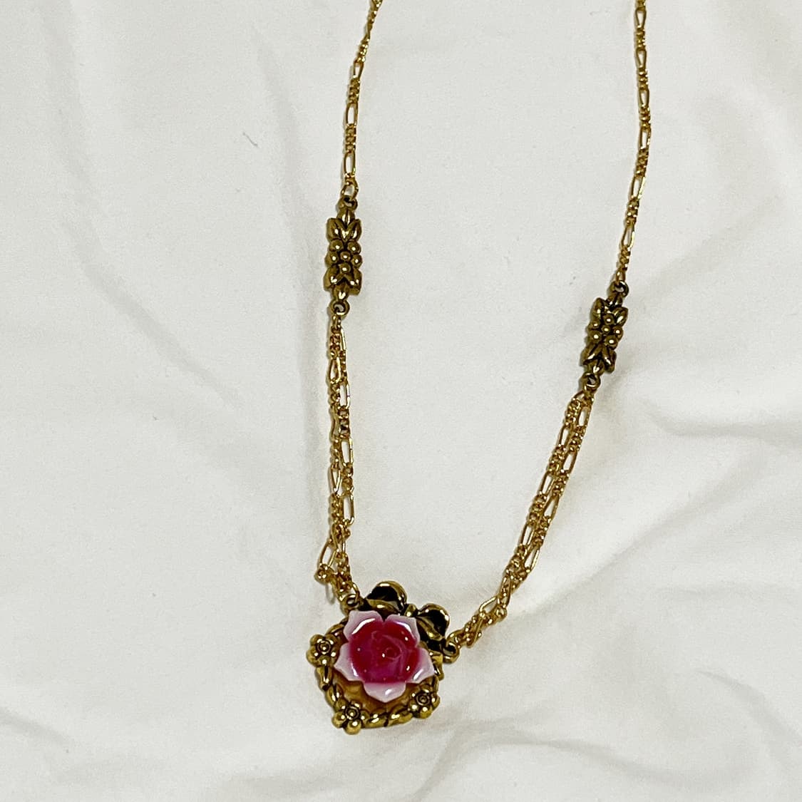 빈티지 ) 1928 jewelry 핑크플라워 리본목걸이 상품이미지3